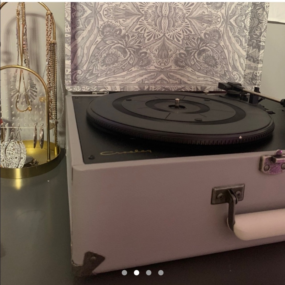 record player - Picture 2 of 4